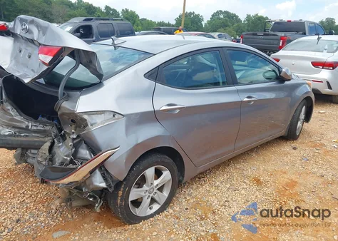 2013 Hyundai Elantra Gls z USA, uszkodzony, nr VIN KMHDH4AE9DU807025